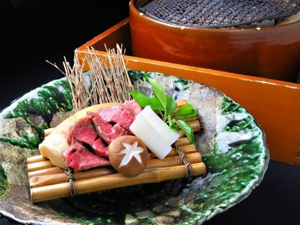  松阪肉テンダーロインと京野菜の炭焼